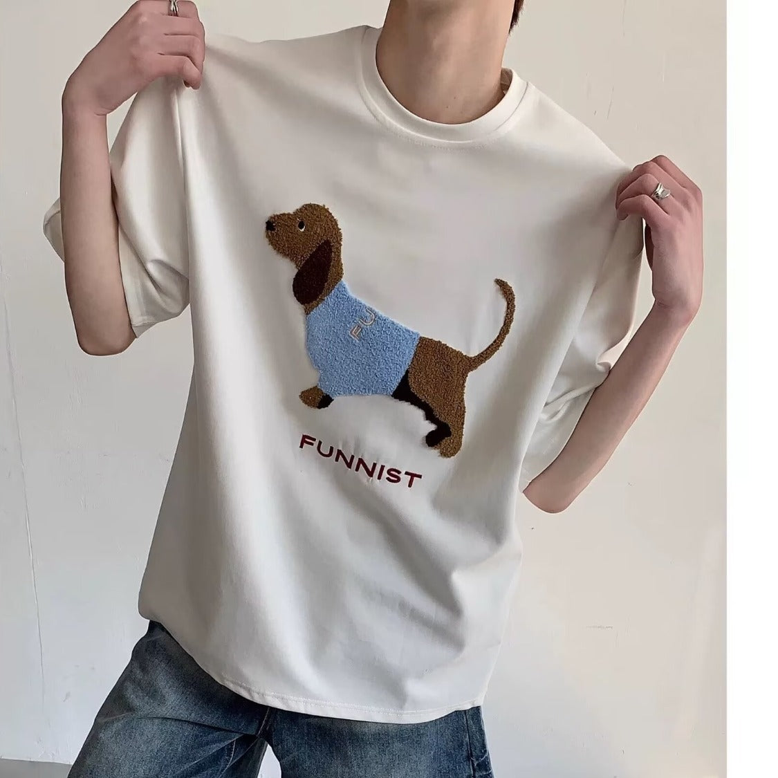 Sausage Dog Towel Embroidery Round Neck Short Sleeve T-shirt