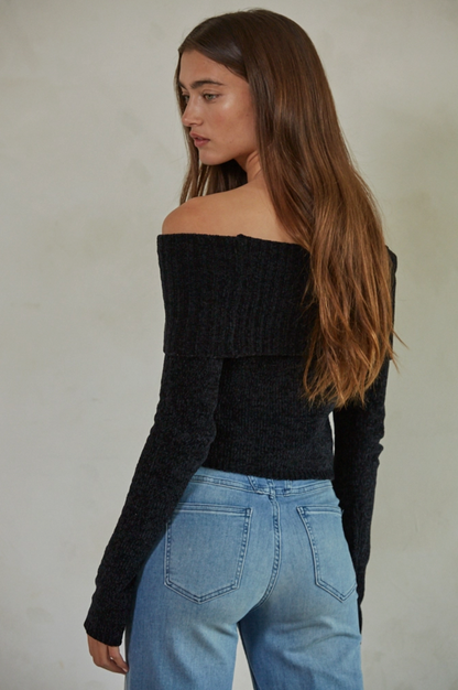 Corvina Pullover Top